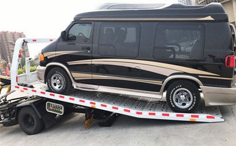  找車?yán)浧脚_哪個便宜